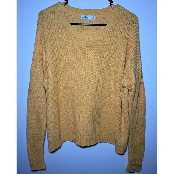 Hollister Sweaters - Modern Hollister Size Medium Mustard Yellow Ribbed Knit Crew Neck Sweater